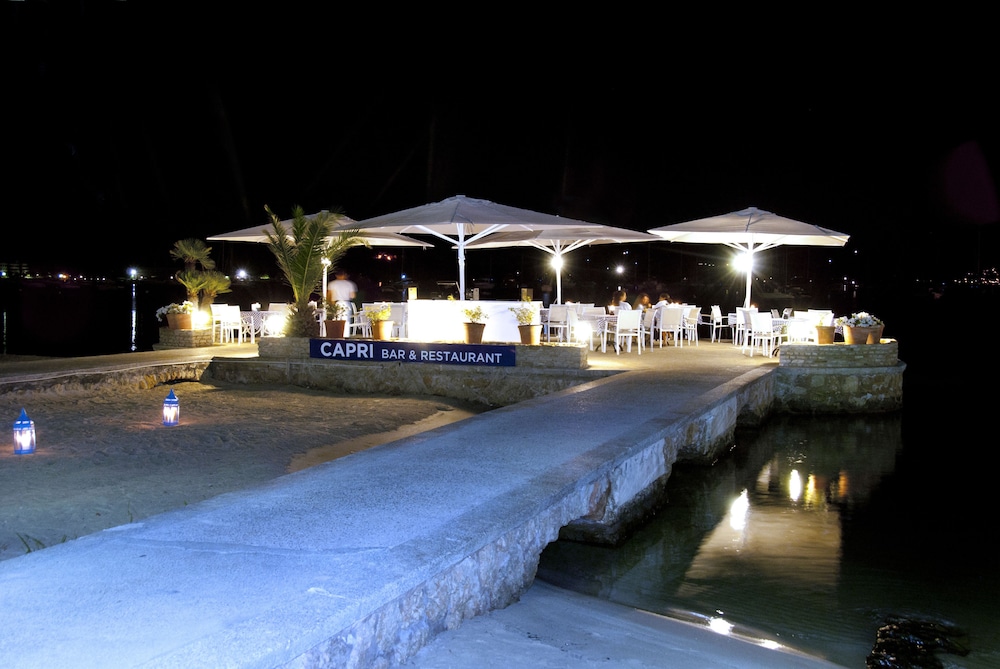 Capri Hotel 29/32