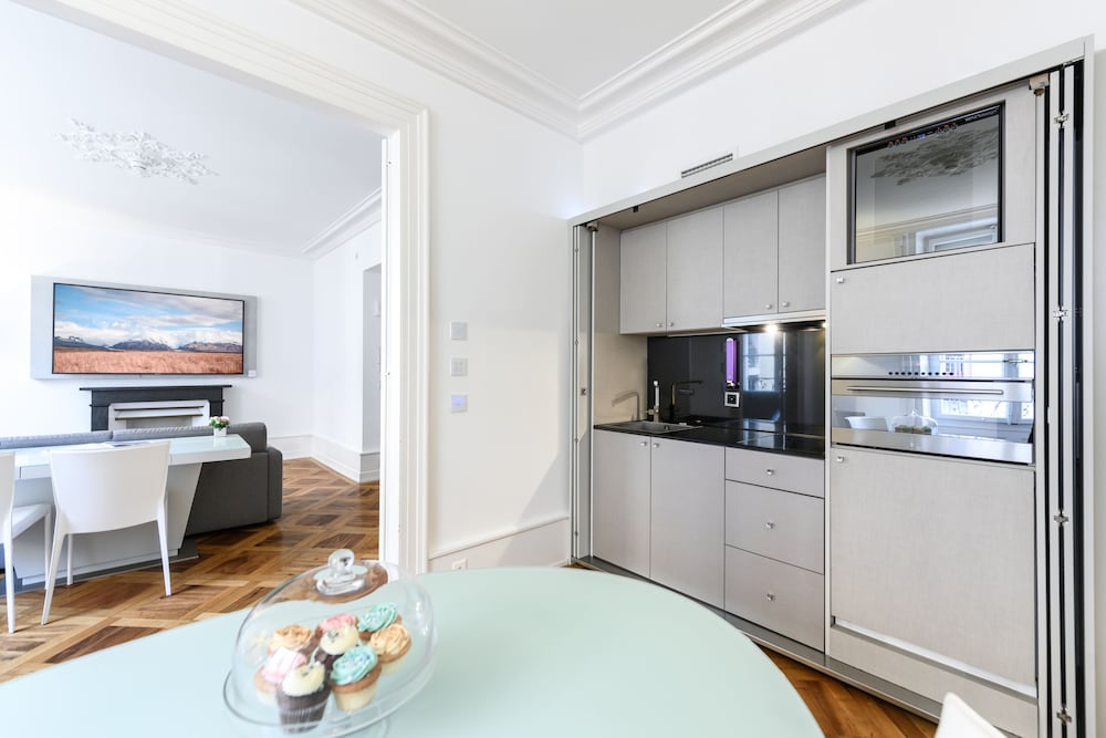 Swiss Luxury Apartments 13/47