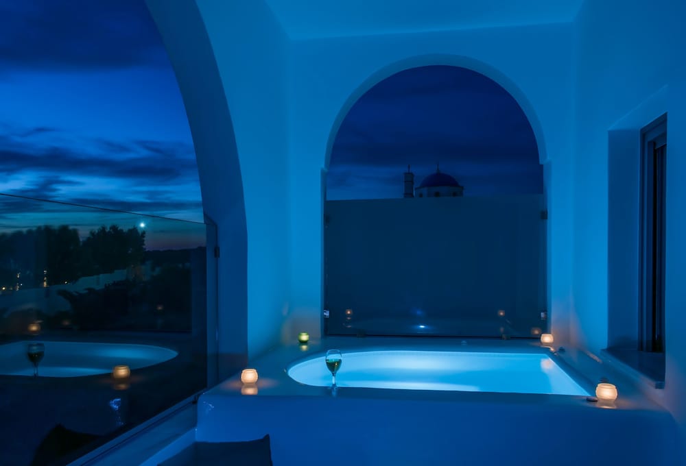 Aspronisi Luxury Villa 12/30