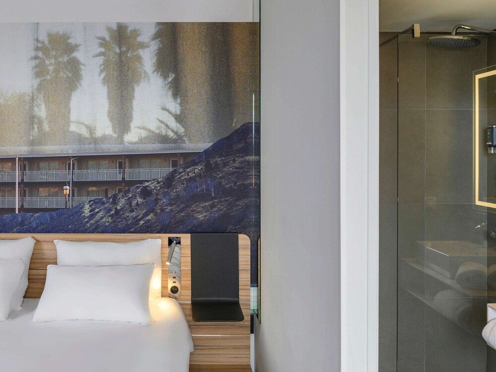 Novotel Saint Etienne Centre Gare Chateaucreux 12/65