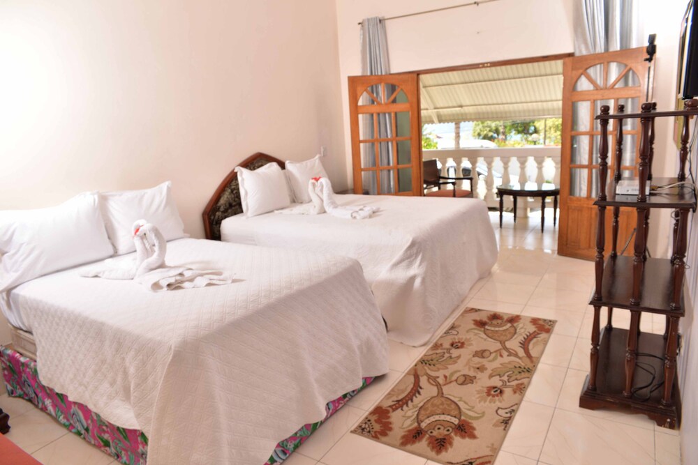 Chateau Margarite Villa 37/50