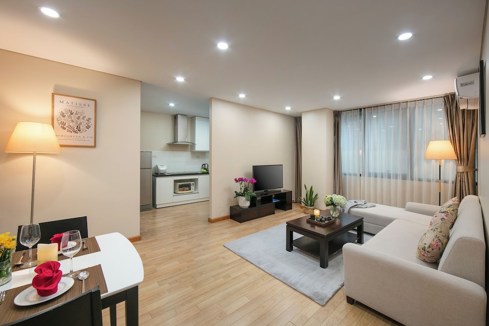 HB Serviced Apartment - 121B Quan Hoa 17/30