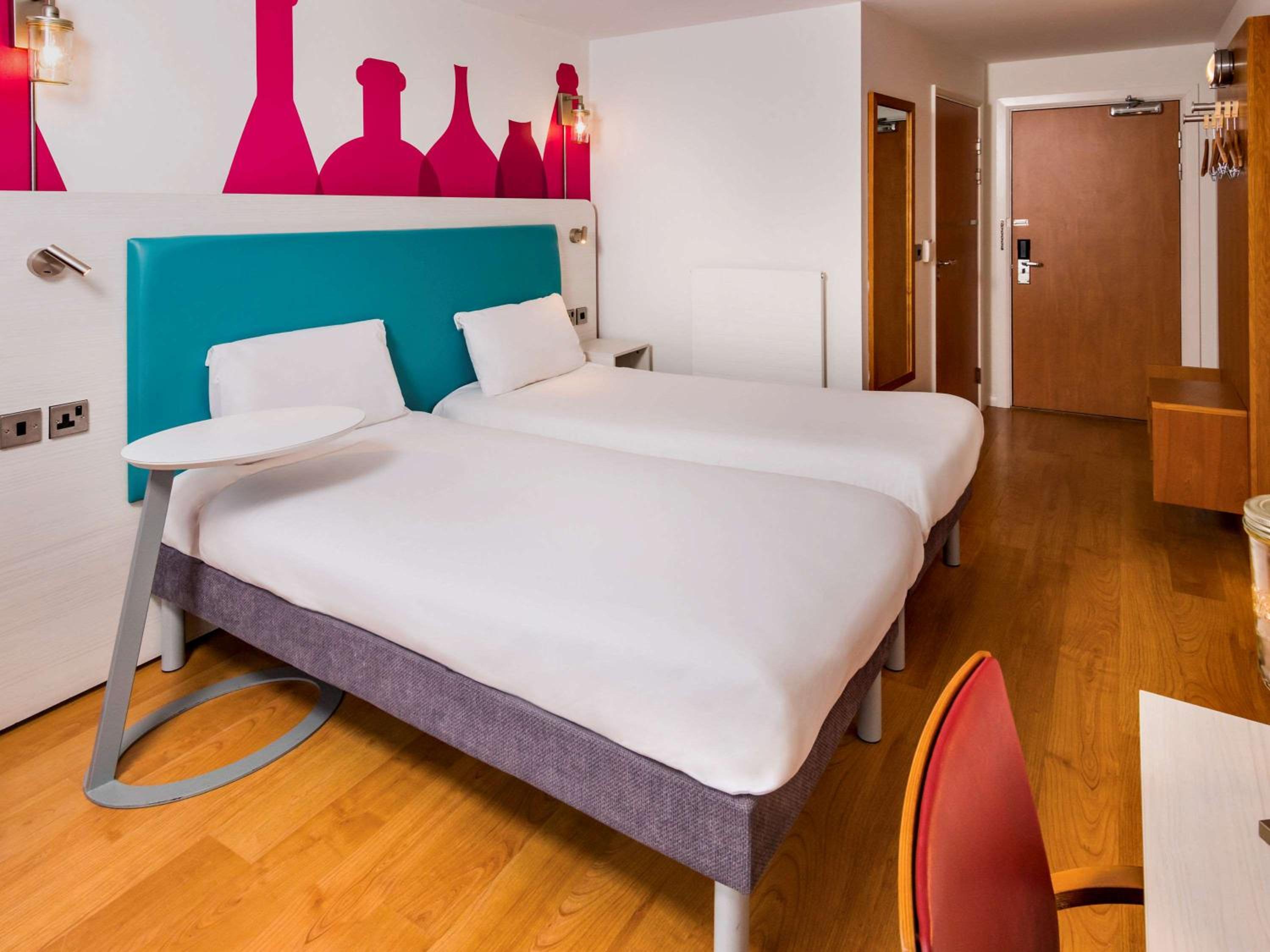 غرفة بسريرين منفصلين، Ibis Styles Barnsley 6/10