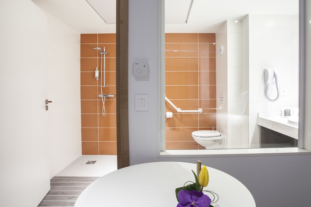 Spark by Hilton Lyon Park Saone 23/61
