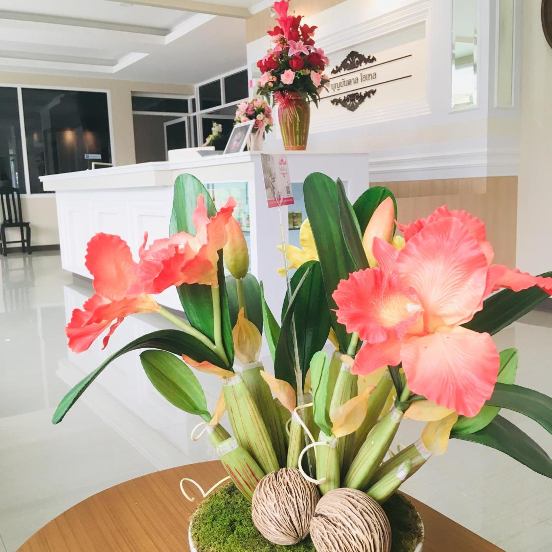 Boonbundal Hotel 12/50