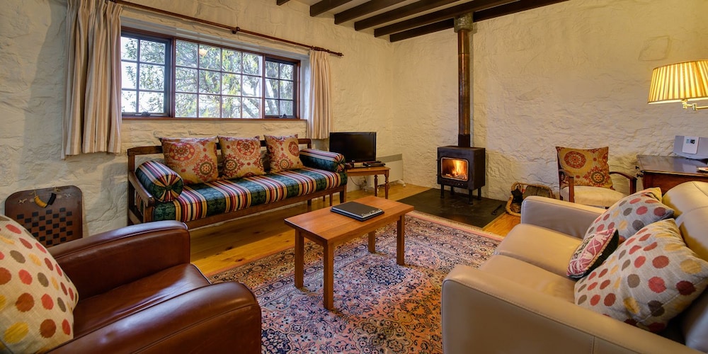 Daisy Bank Cottages 35/62