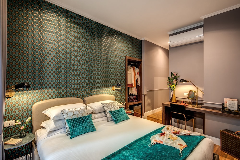 Tree Charme Parliament Boutique Hotel 26/73