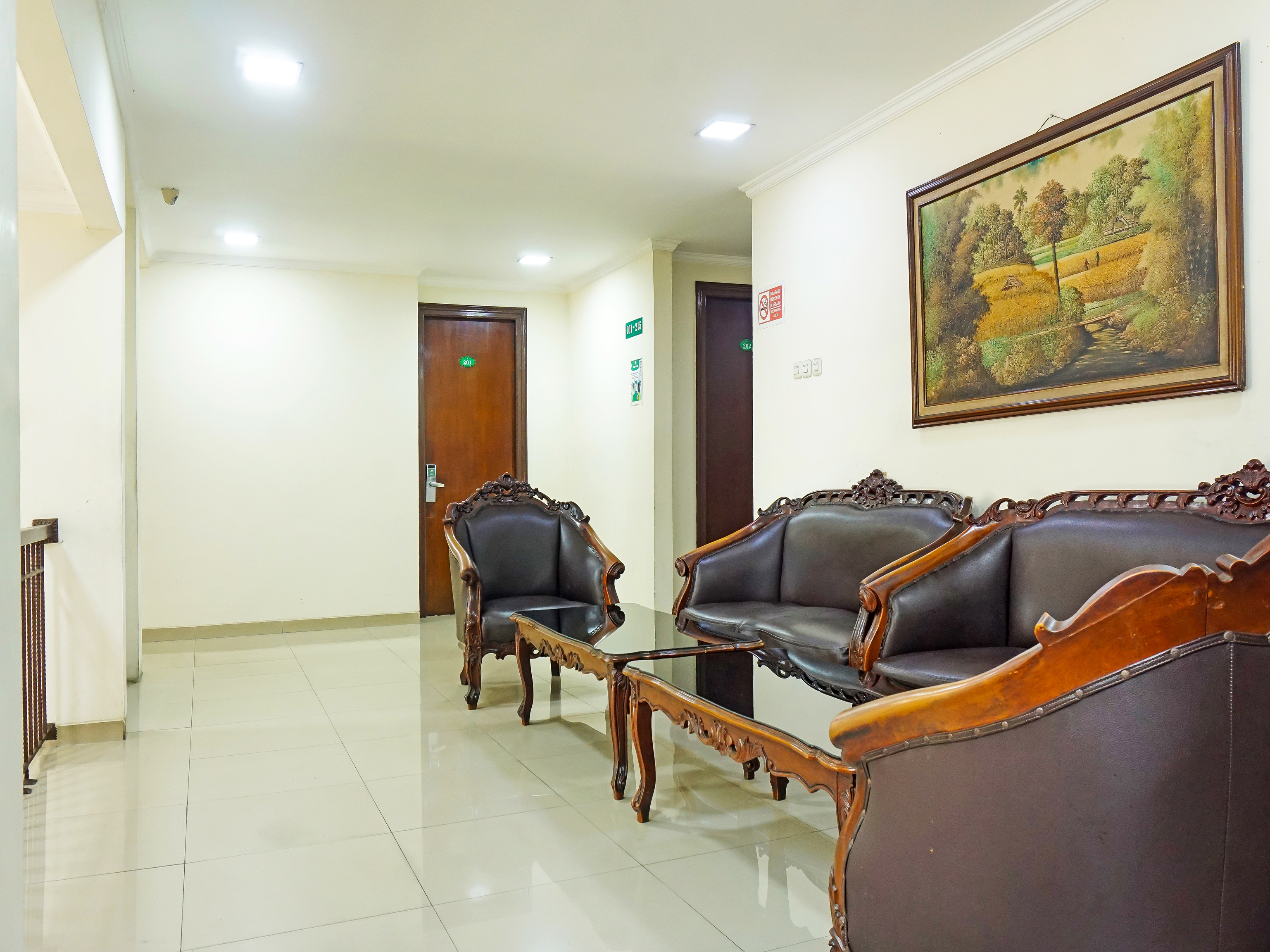 Super OYO Collection O 91409 Hotel Fiducia Otista 153 - 157 31/39