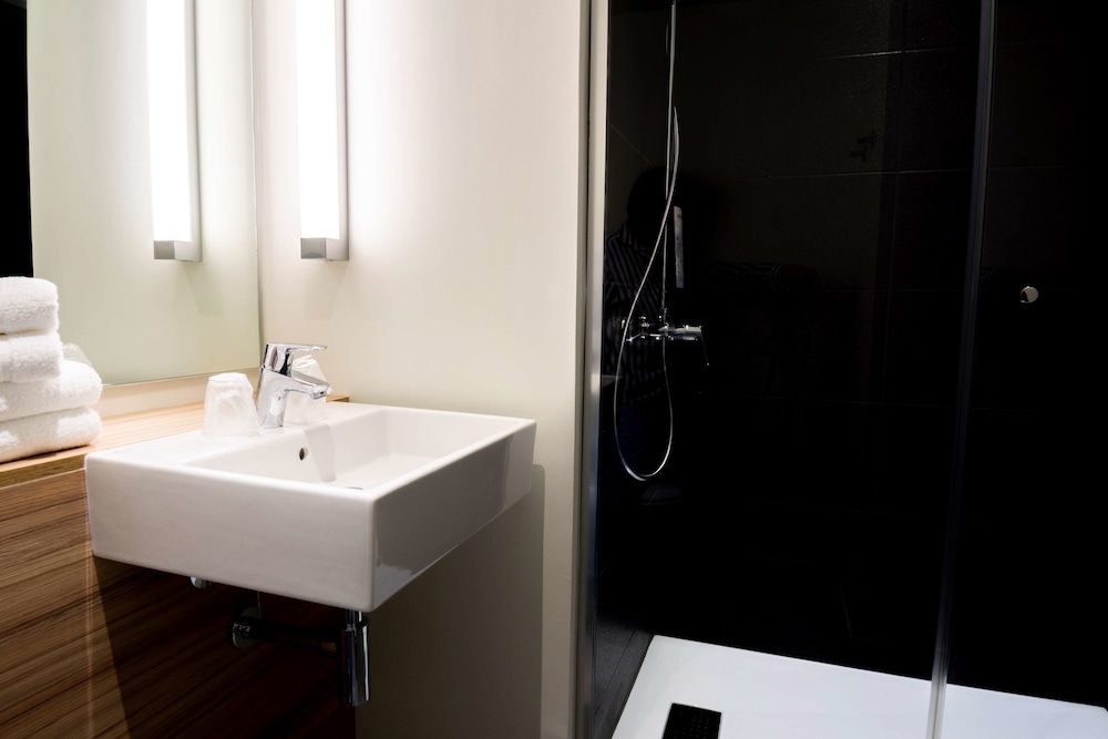 Hotel Campanile Montpellier Centre St Roch 21/62