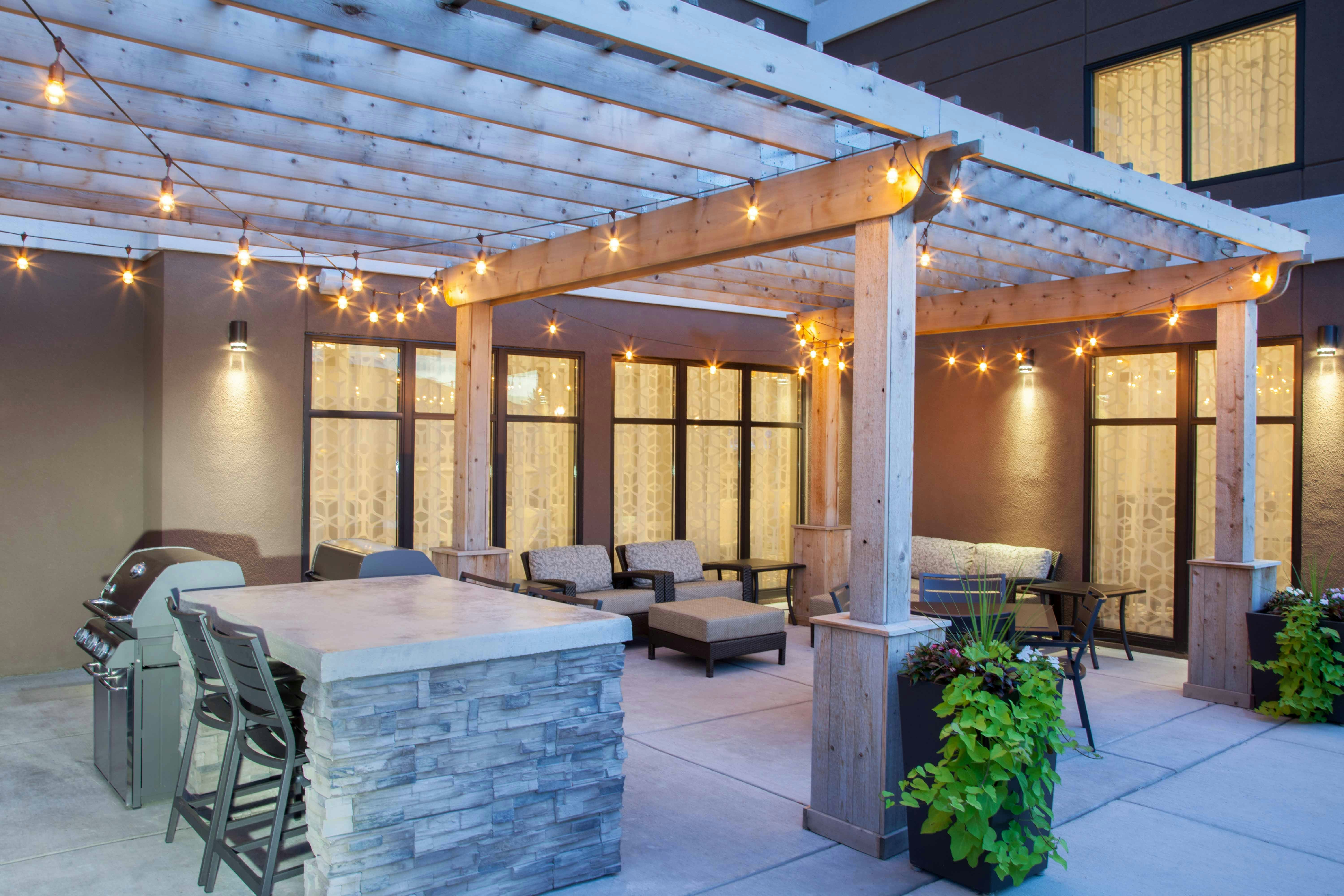 Homewood Suites by Hilton Munster 6/13