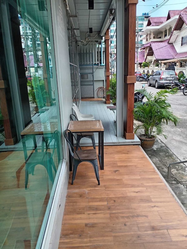 The Way Patong Hotel 29/50