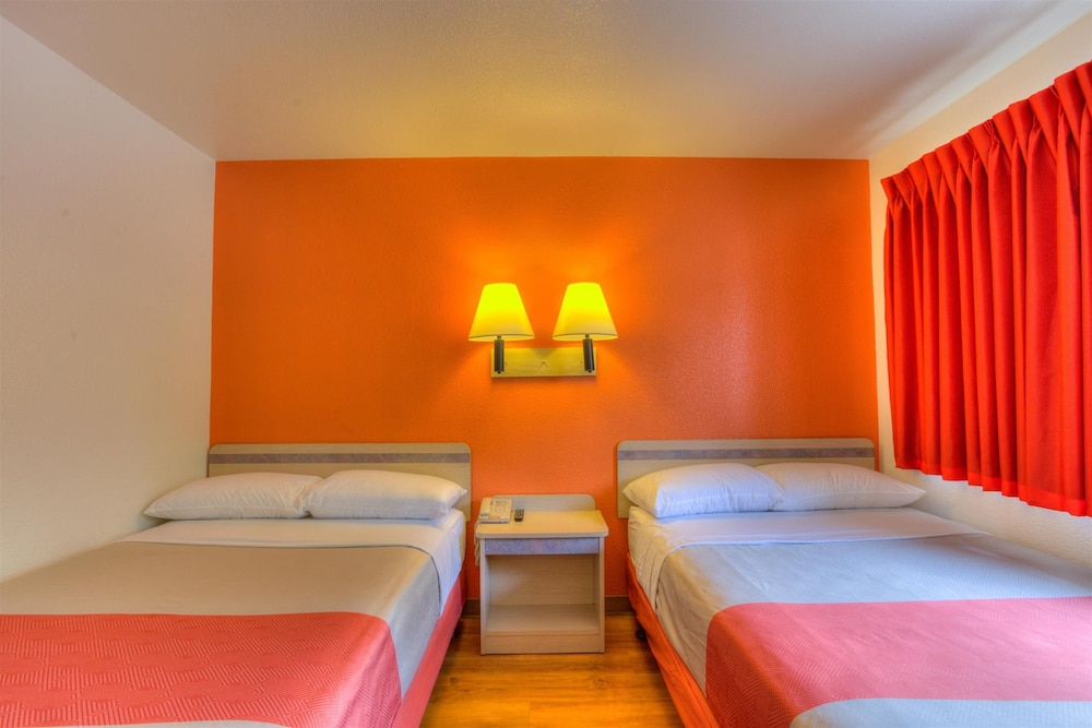 Motel6 Troutdale, OR - Portland East 38/59