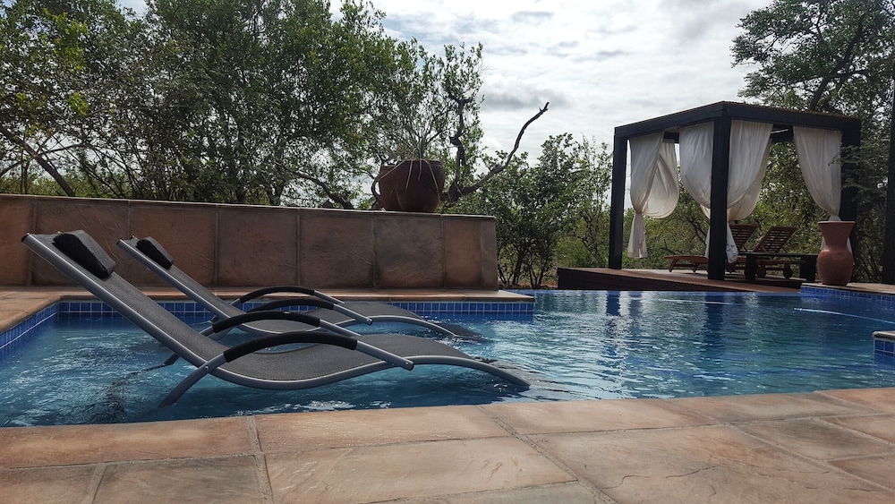 The Baobab Bush Lodge 47/50