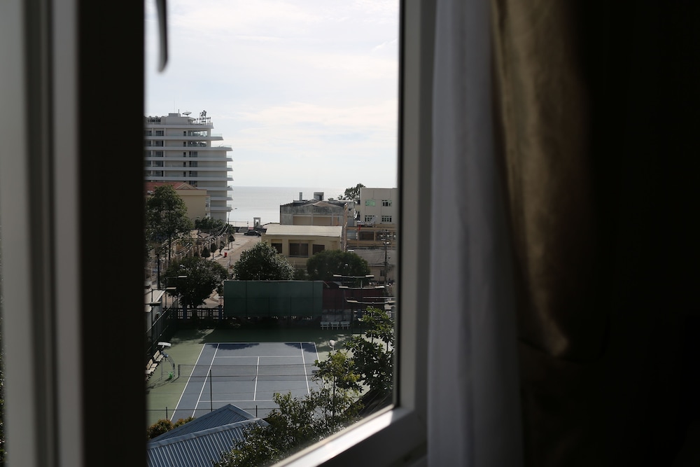 Thuan Hai Hotel 33/35