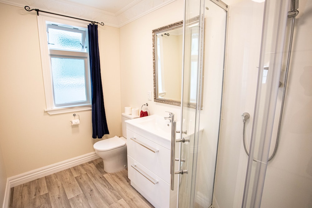 Richmond Guest House Bed & Breakfast 45/45