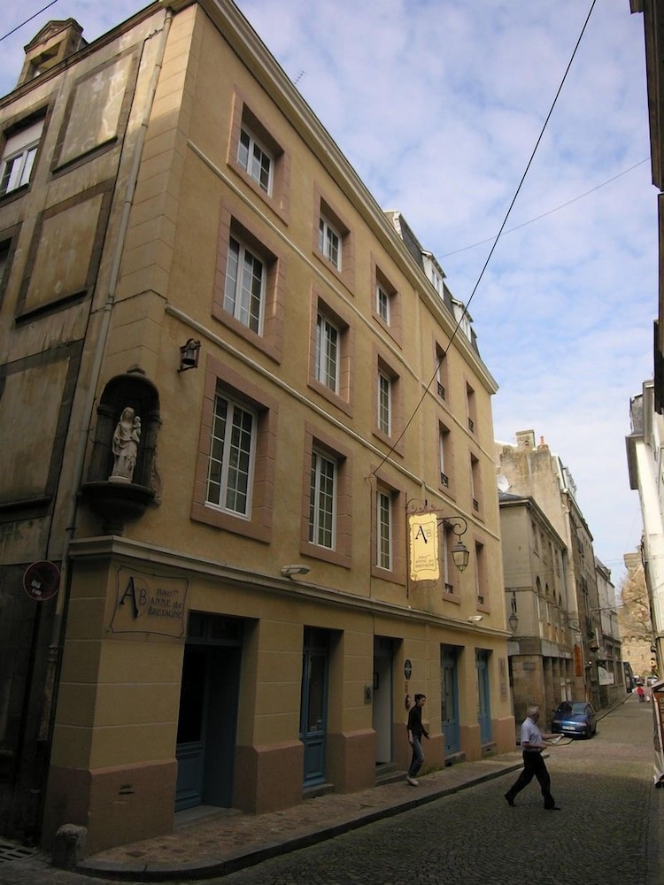 ANNE DE BRETAGNE 2/22