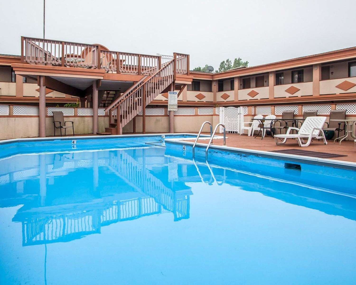 Rodeway Inn Point Pleasant Beach 22/36