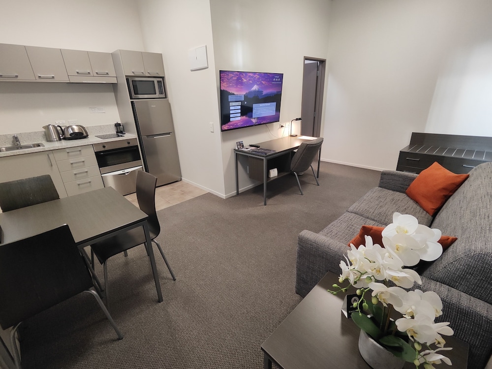 Quest New Plymouth 38/51
