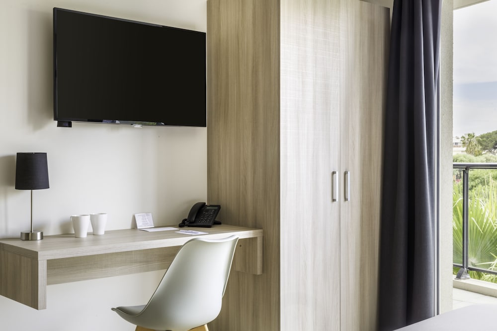Best Western Plus Antibes Riviera 56/57