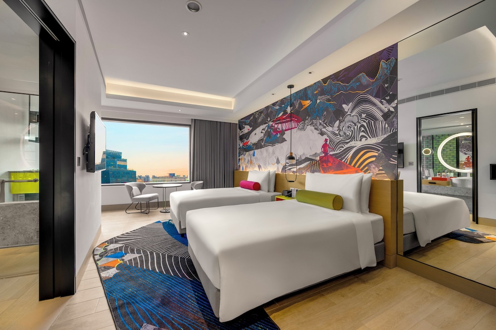 غرفة قياسية بسرير فردي