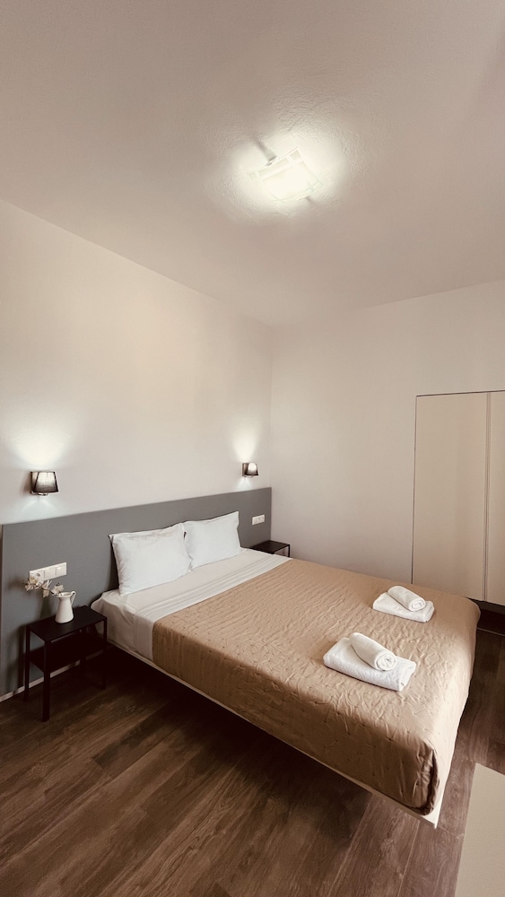 Aestas Apts 20/50