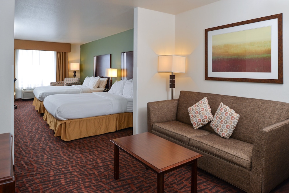 Holiday Inn Express Hotel & Suites Cherry Hills 12/46
