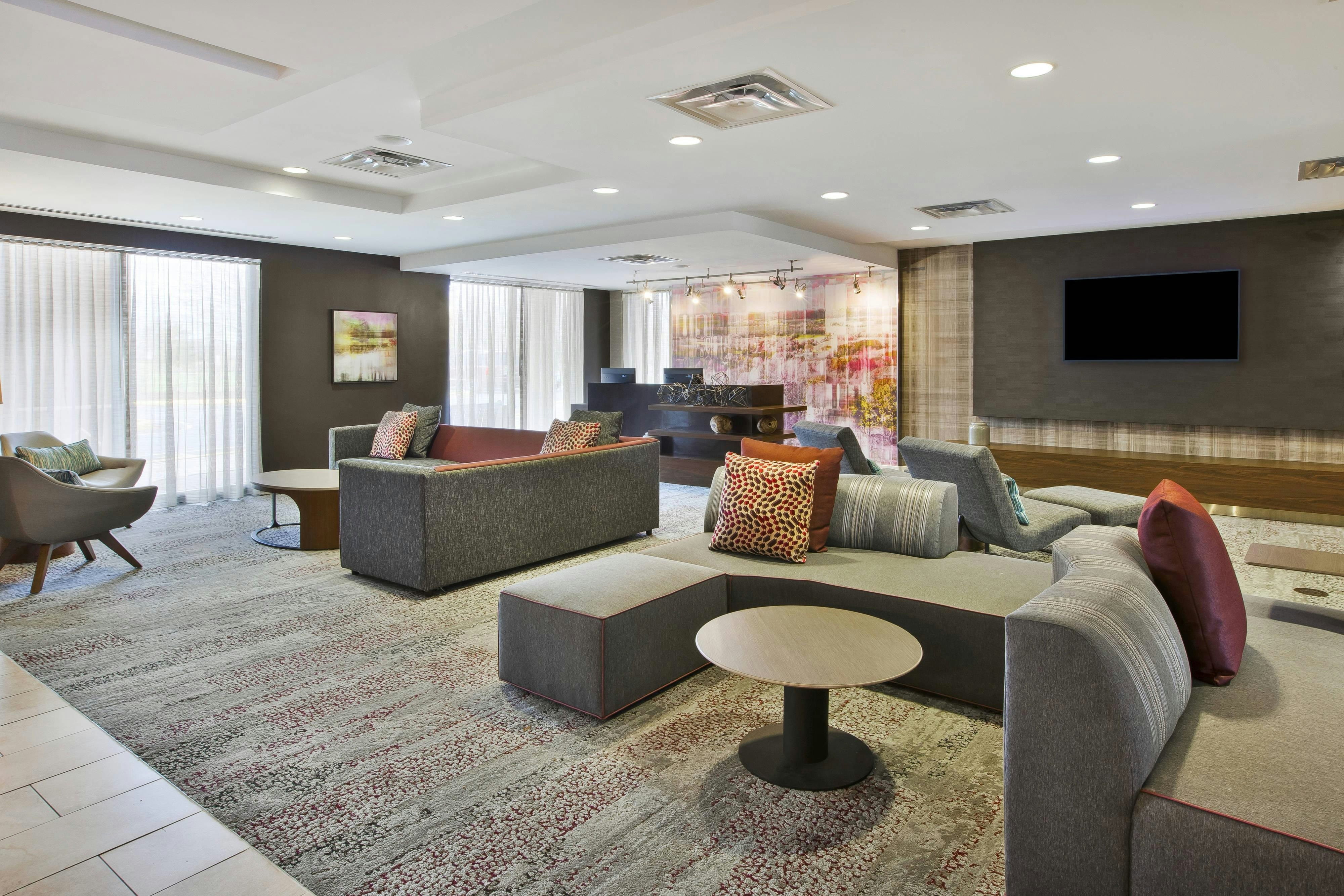 Courtyard Somerset by Marriott 15/17