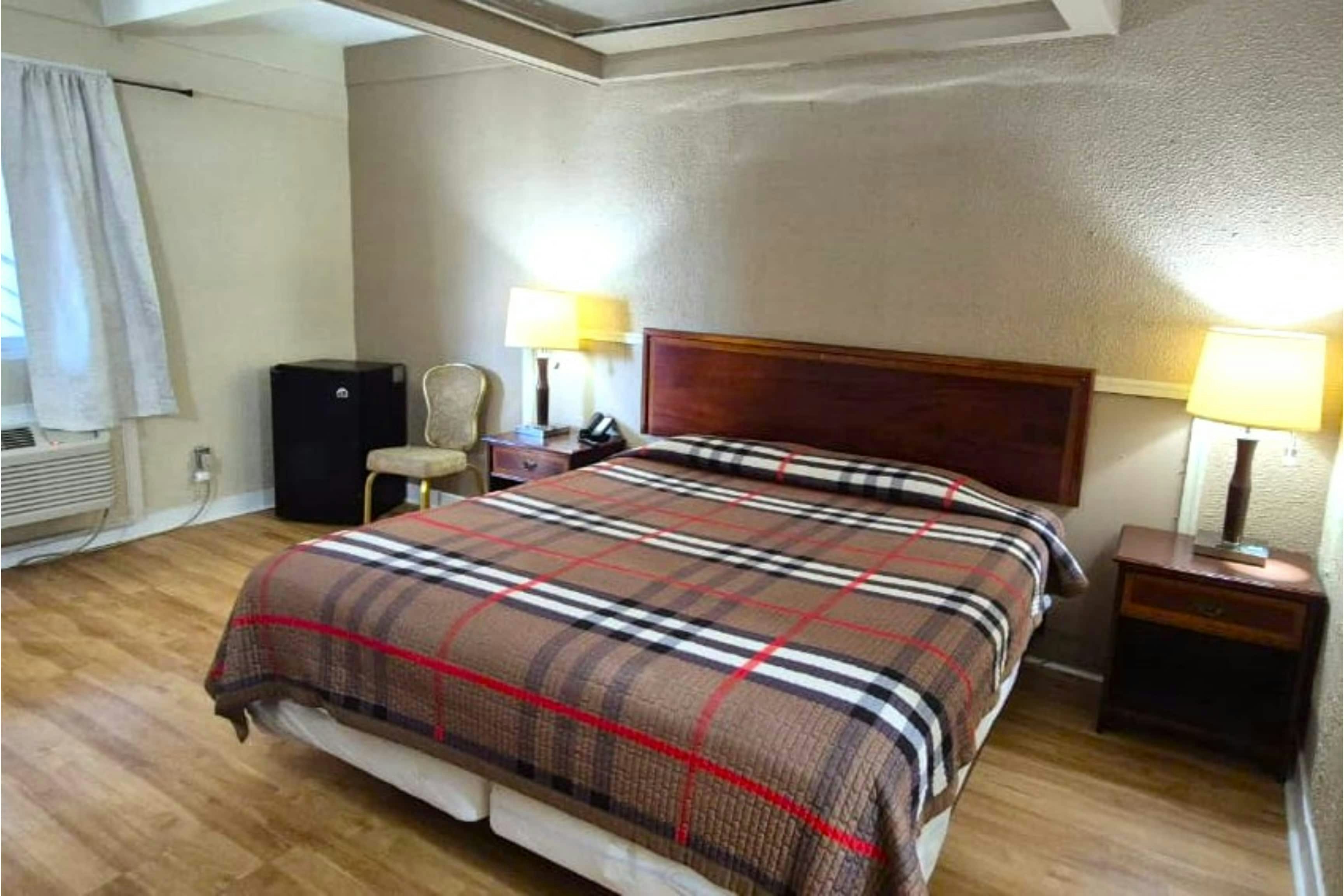 Saratoga Motel By Capital O Chicago Midway IL US 12 35/63