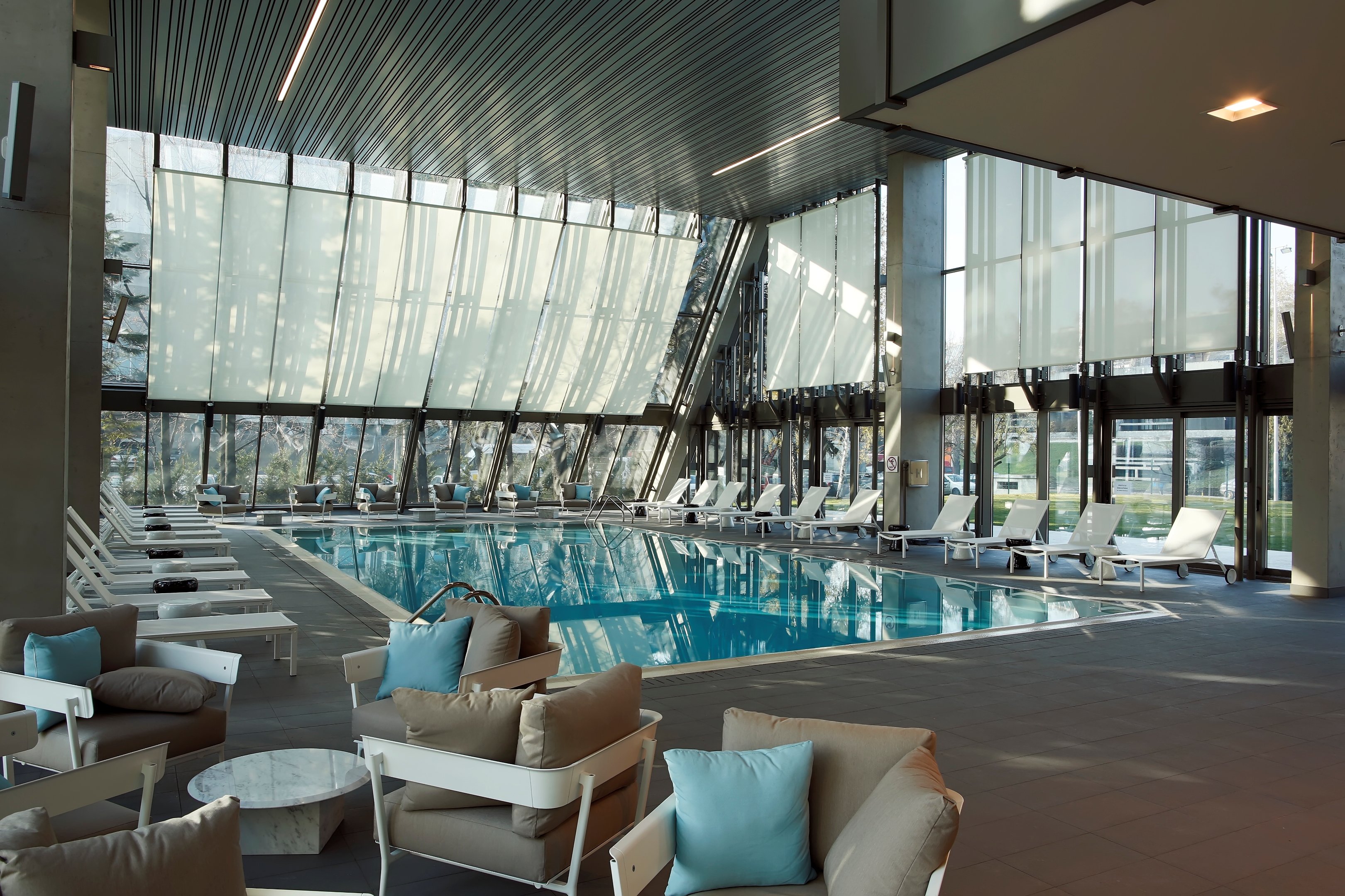 Crowne Plaza Belgrade 33/85