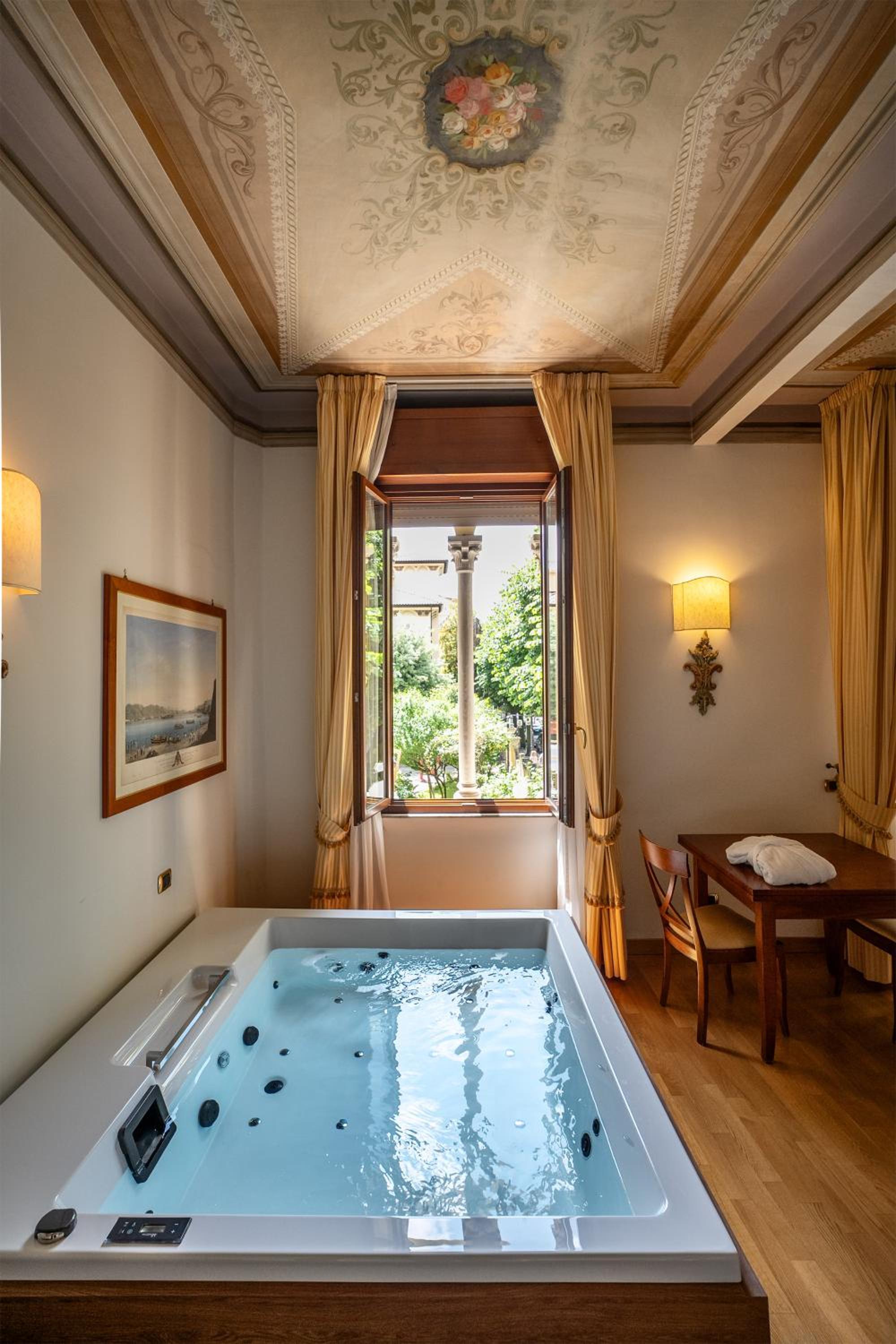 RELAIS LE FELCI HOTEL 35/55