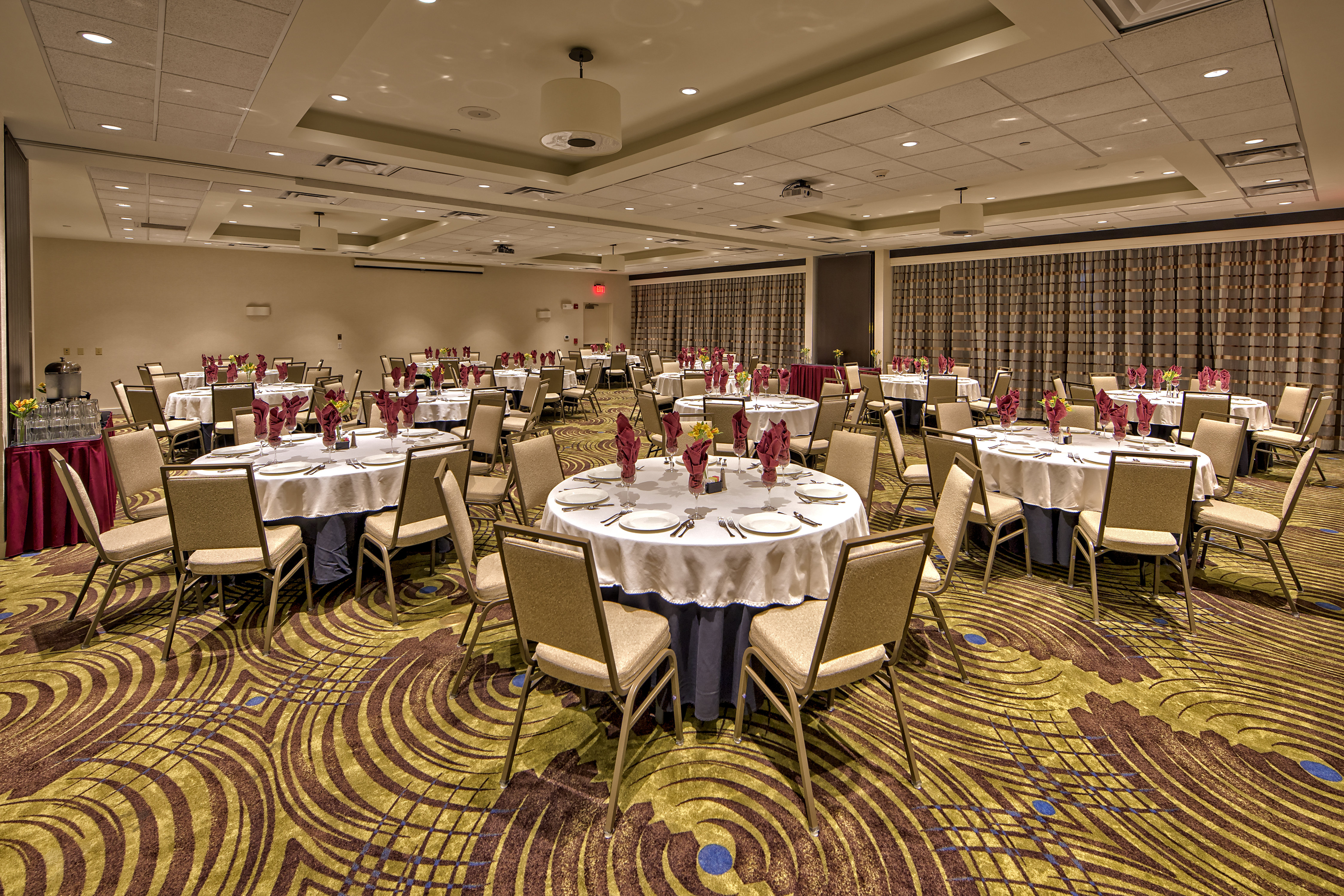 Holiday Inn Hotel And Suites Tupelo North 52/55