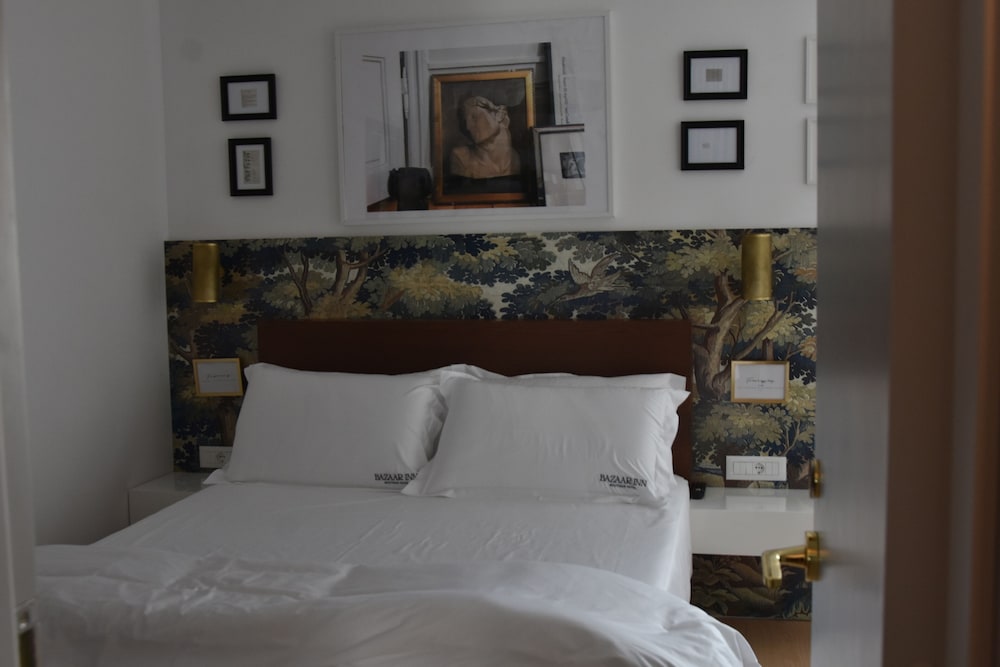 Bazaar Inn Hotel 24/39