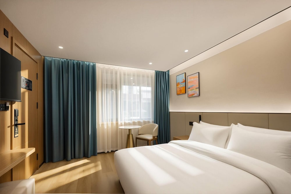 Days Inn by Wyndham Yantai Penglai 12/37