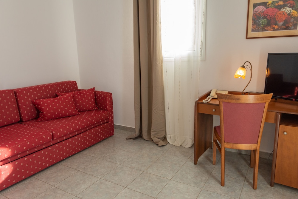Fragoulis Village 26/48