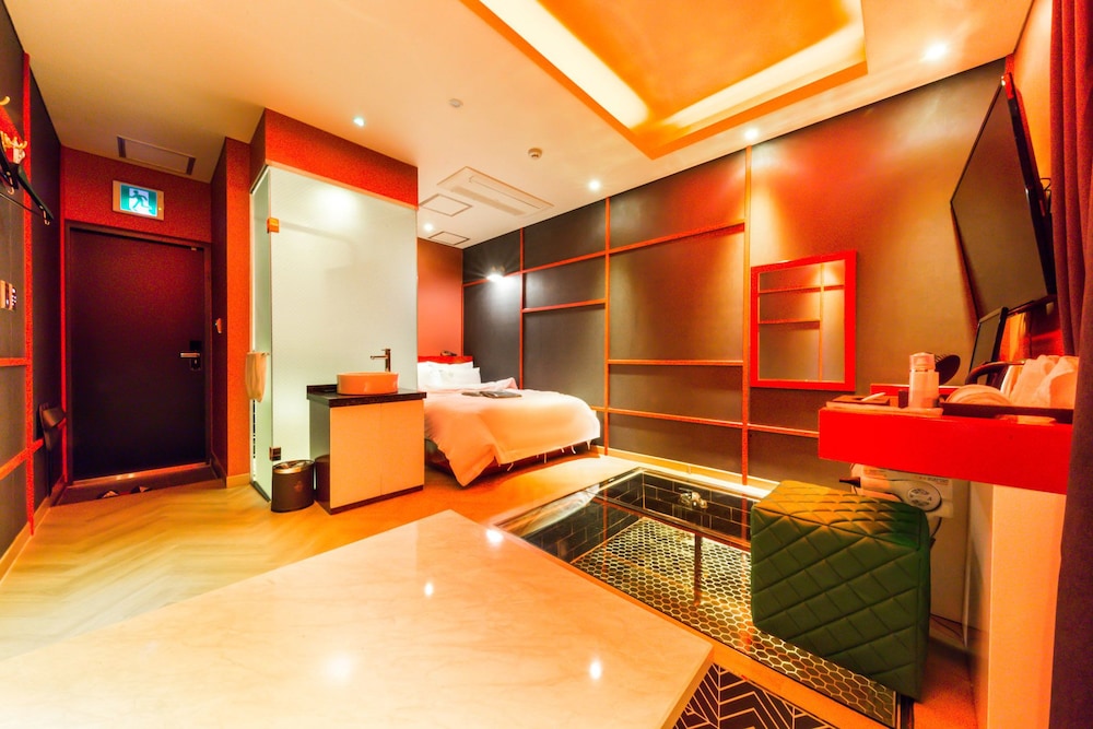 Cheonho La View Luxury Hotel 35/50