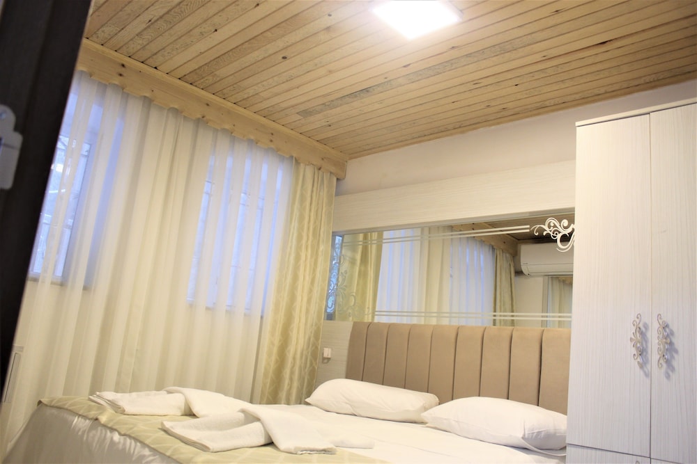 Miklagord Hotel 27/34