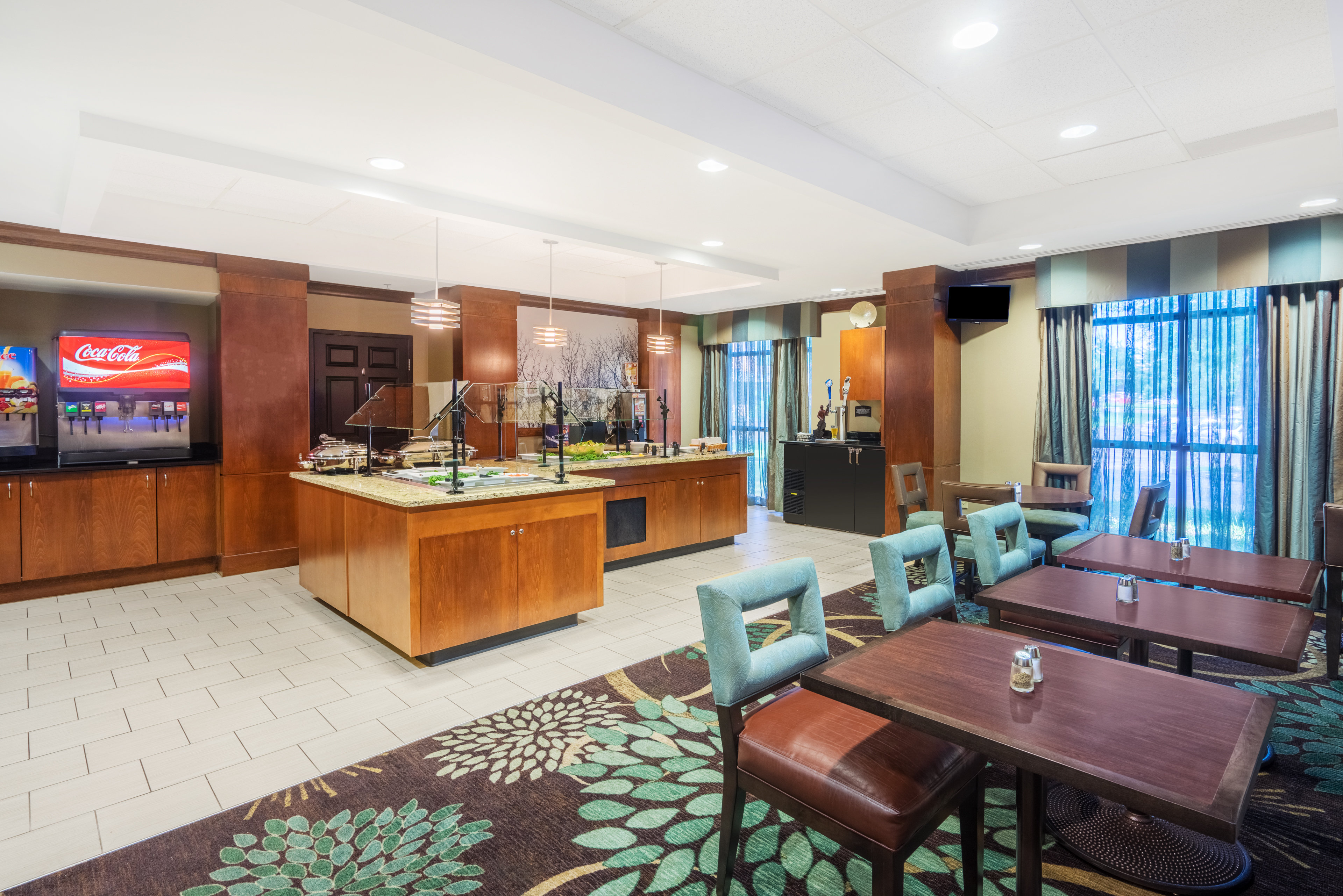 Staybridge Suites Memphis-Poplar Ave East 57/73