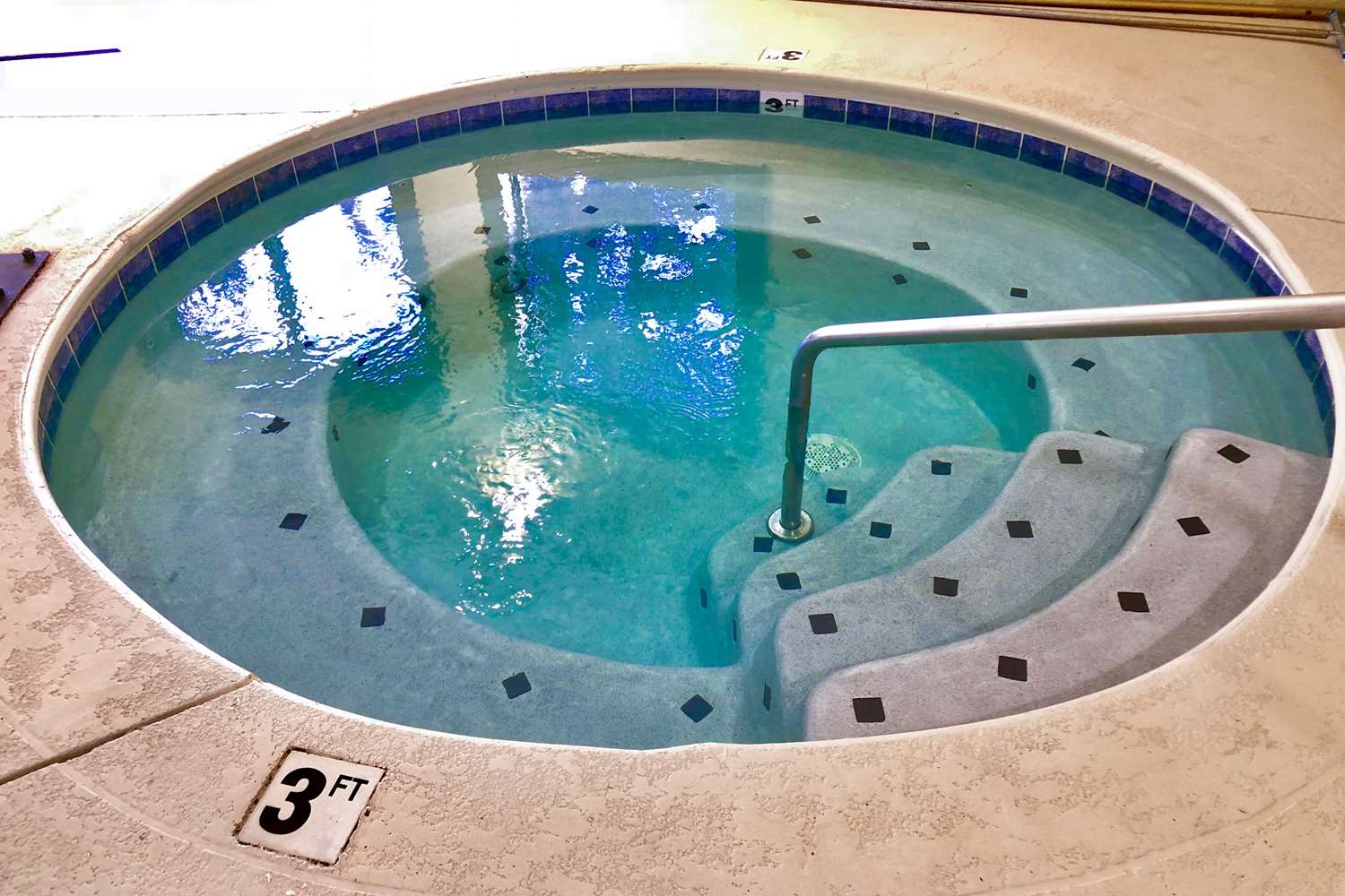 Vista Suites Pigeon Forge TN 19/30