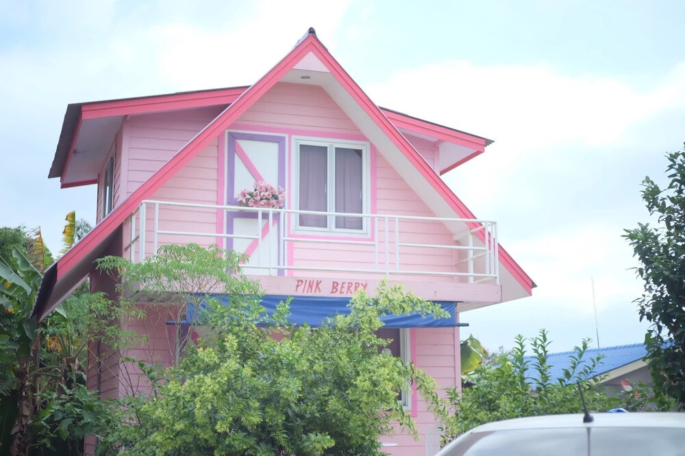 A Houses Homestay 4/90
