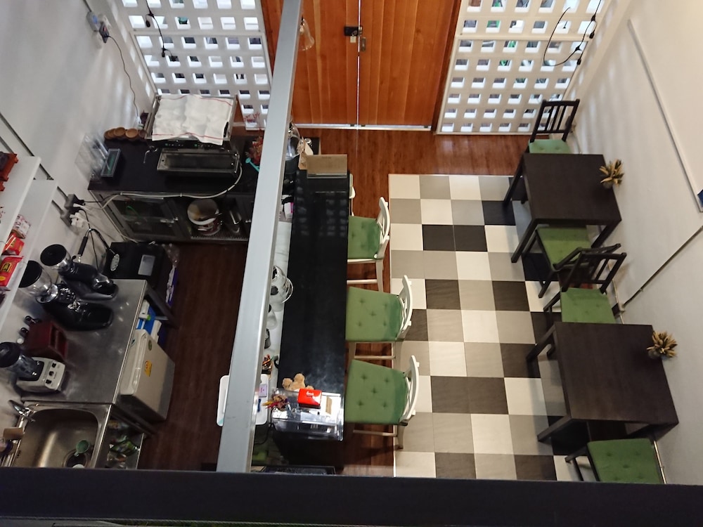 Hybrit Hostel & Cafe 9/37