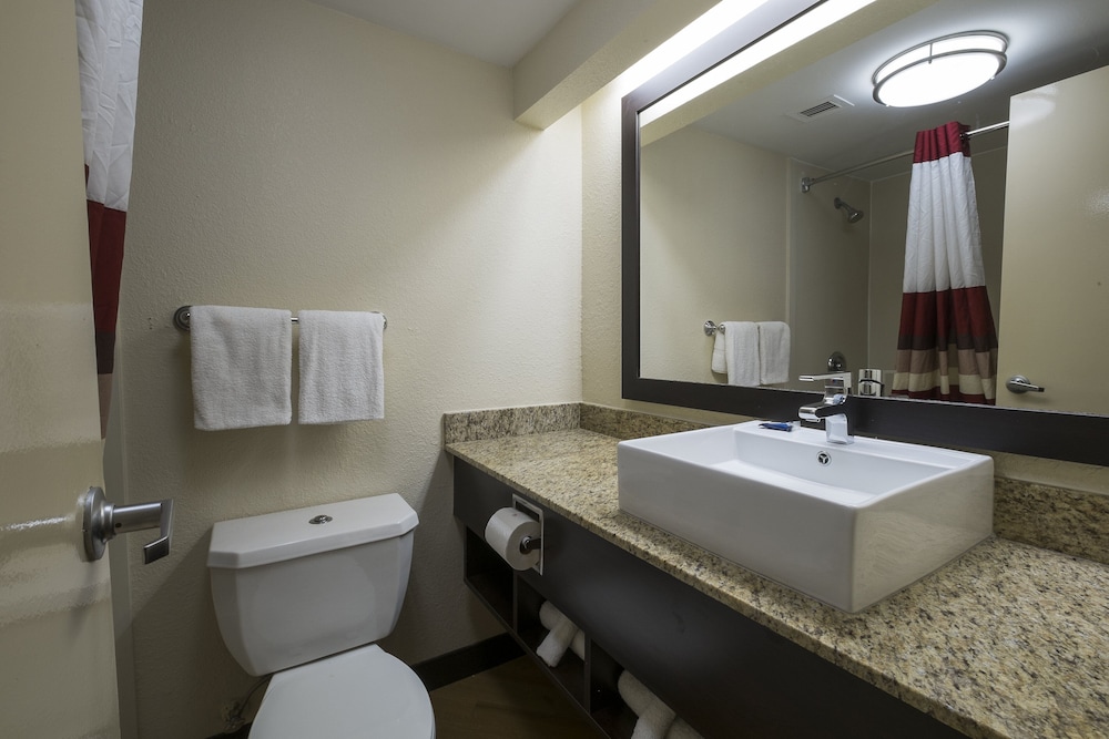 Red Roof Inn Plus Houston Energy Corridor 10/31