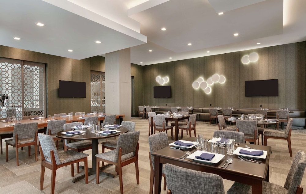 Embassy Suites by Hilton Atlanta Midtown 28/45