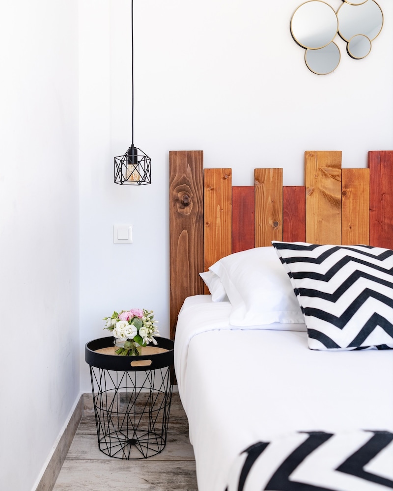 Room, Double or Twin Bed, No Balcony