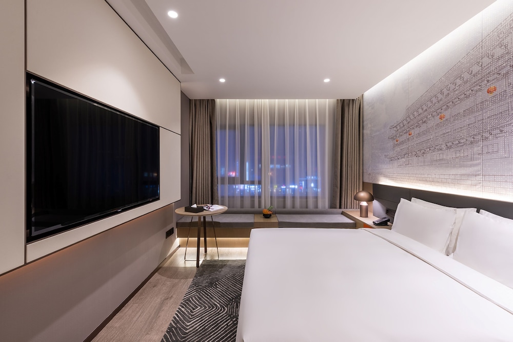 غرفة قياسية بسرير كينج