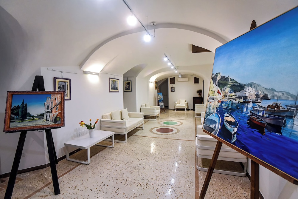 Hotel Amalfi 57/79