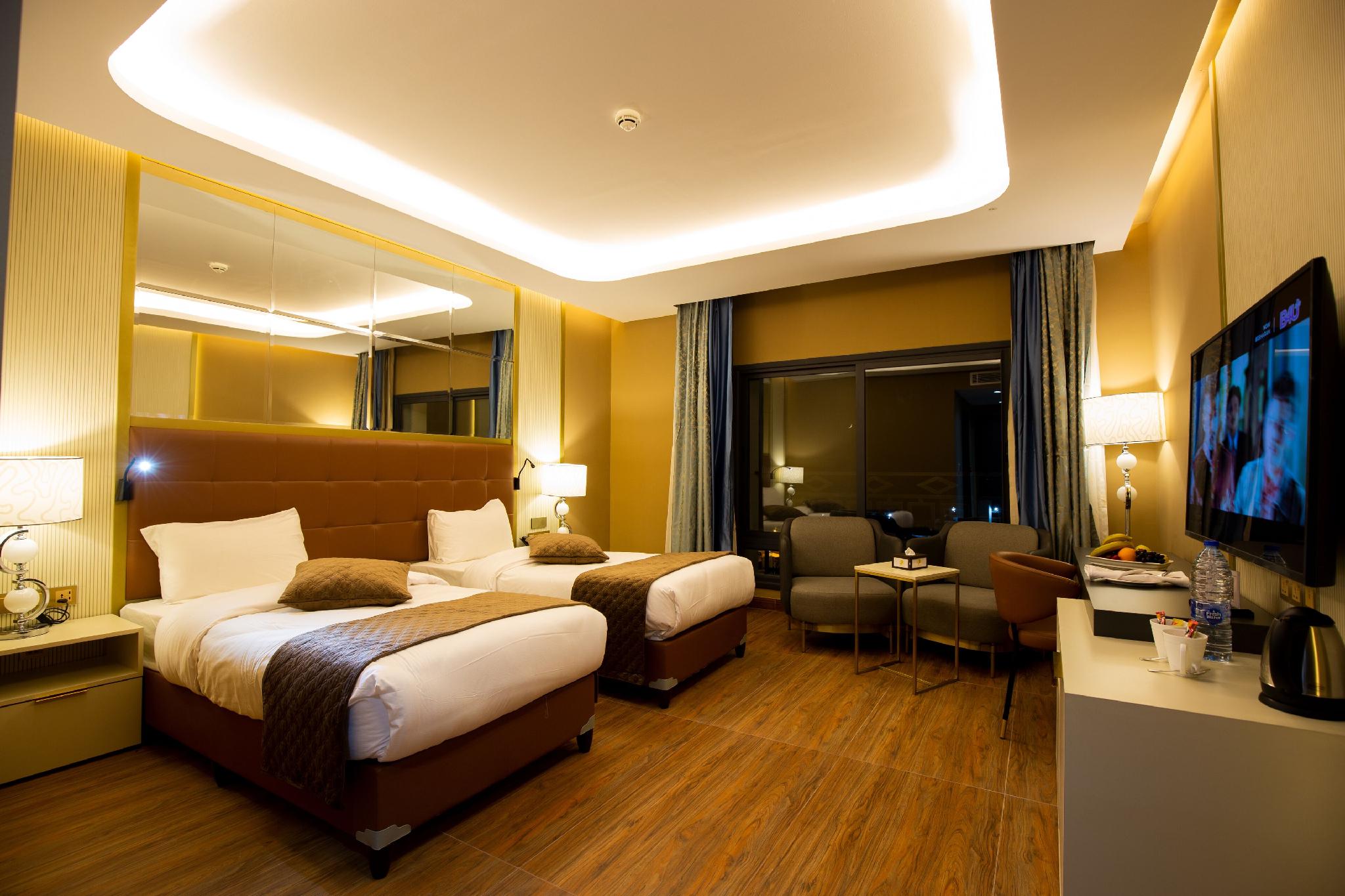 Luxury, Twin Beds