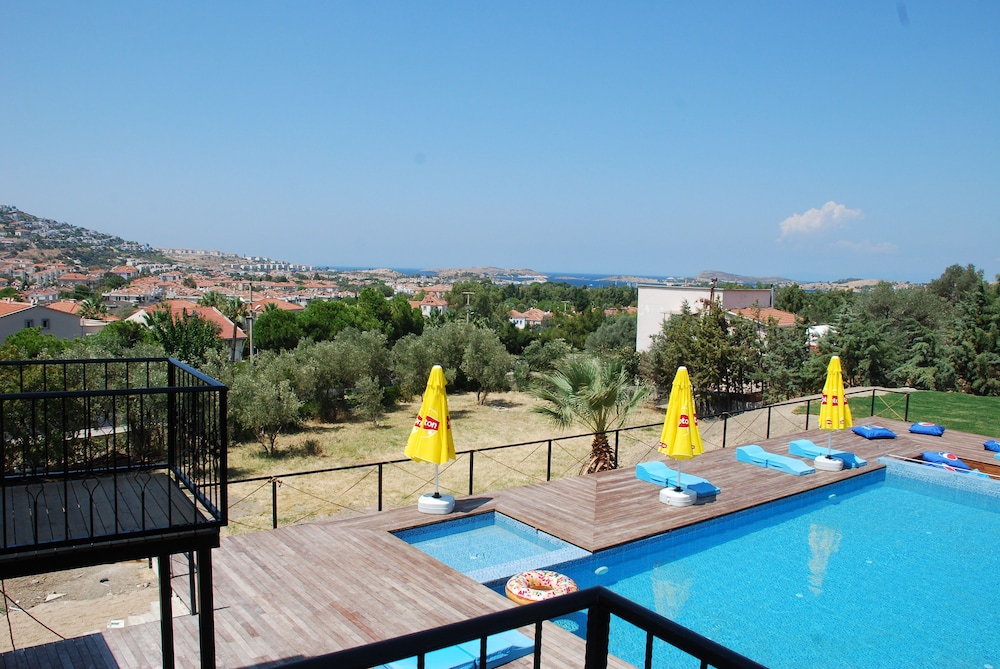 Victoria Hotel & Lounge Foça 34/42