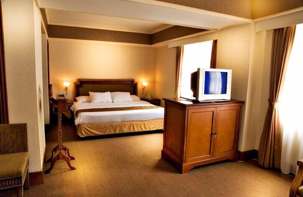 junior suite, smoking