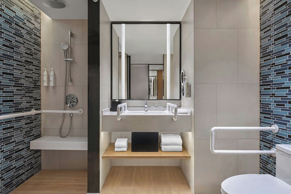 Fairfield by Marriott Beijing Capital Airport 42/44