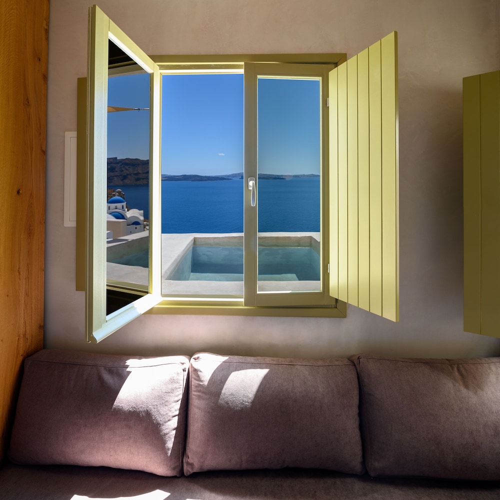 Canvas Suites 25/50